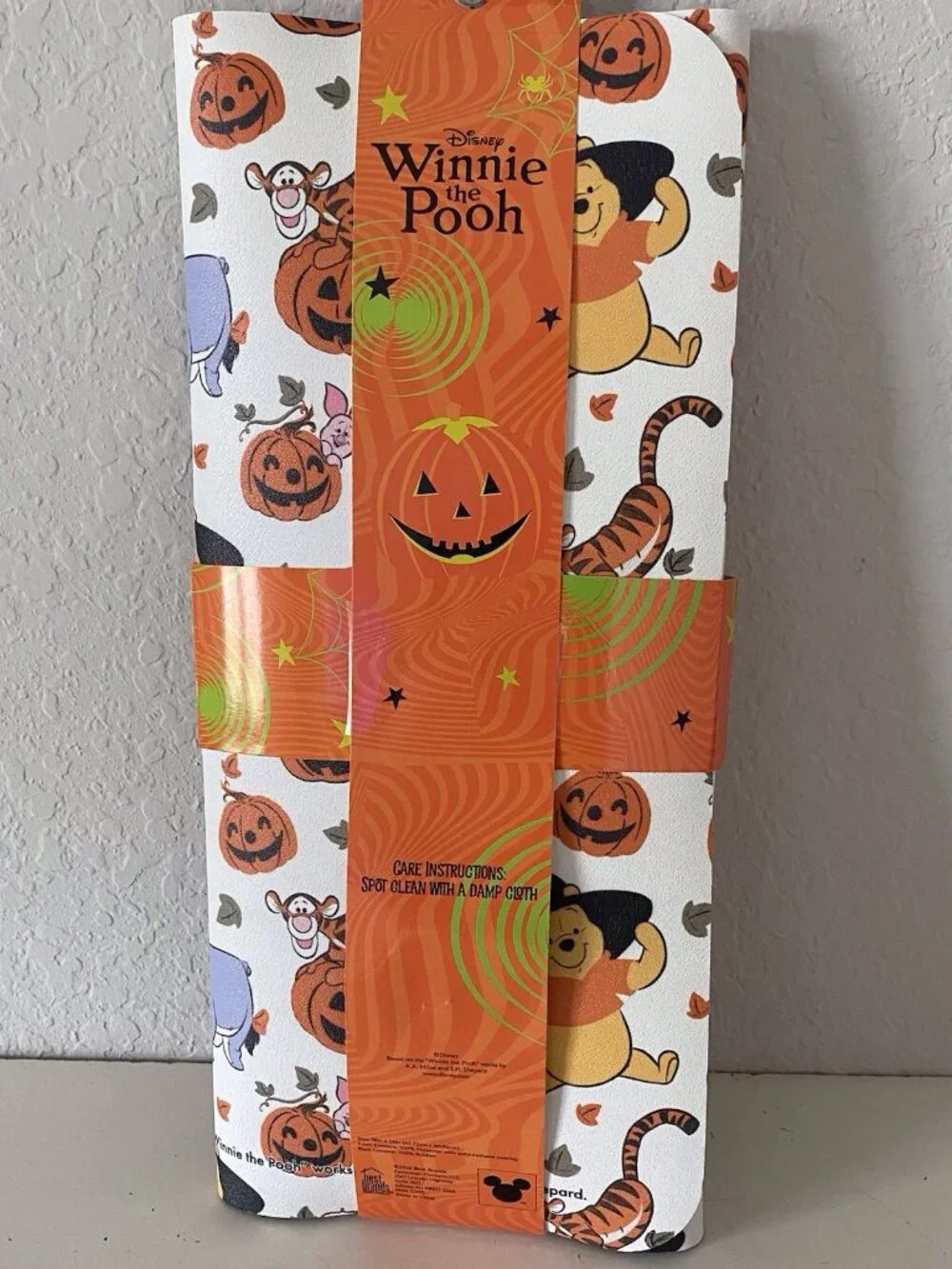 Disney Winnie The Pooh QUICK DRYING RUBBER Kitchen Dish Mat 18 X 24” Halloween